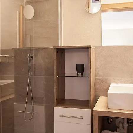 Living-Apart Anita Hotel 3*