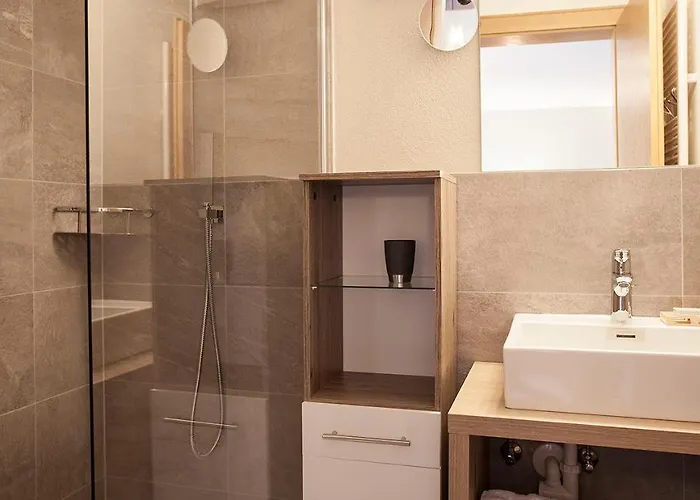 Living-apart Anita Hotel 3*