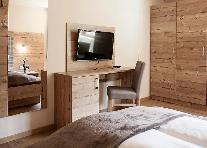 Living-apart Anita 3*