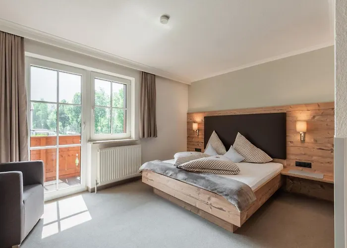 Living-apart Anita Hotel