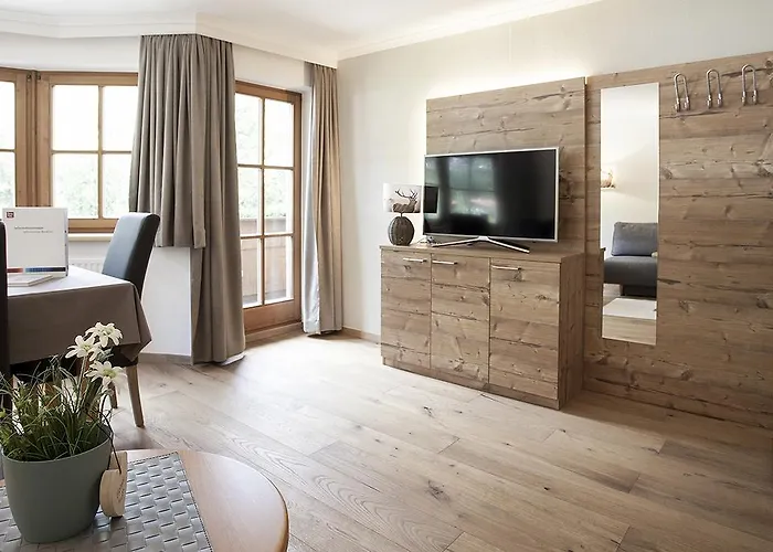 Living-apart Anita Hotel