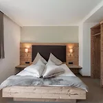 Living-apart Anita