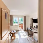 Living-apart Anita