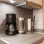 Living-apart Anita 3*