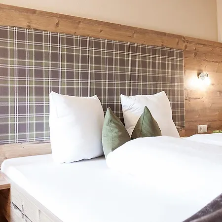 Living-apart Anita Otel 3*
