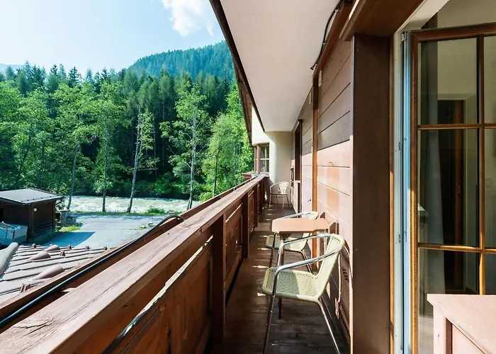 Living-apart Anita Otel 3*